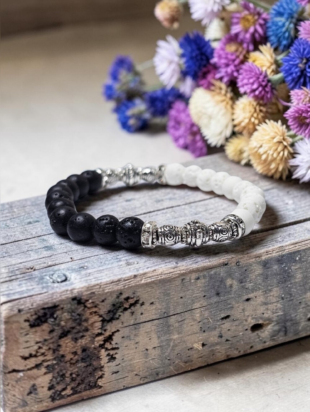 Sterling-Style Black & White Beaded Bracelet with Ornate Silver Accents